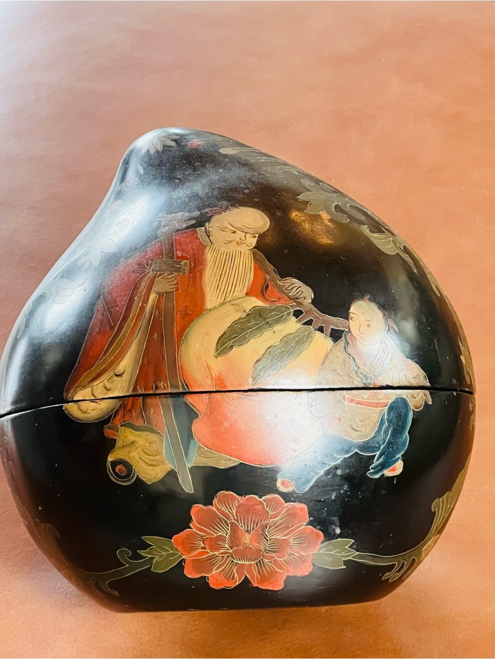 Hand-Painted Black Lacquer Peach Chinese Box with Peach Motif